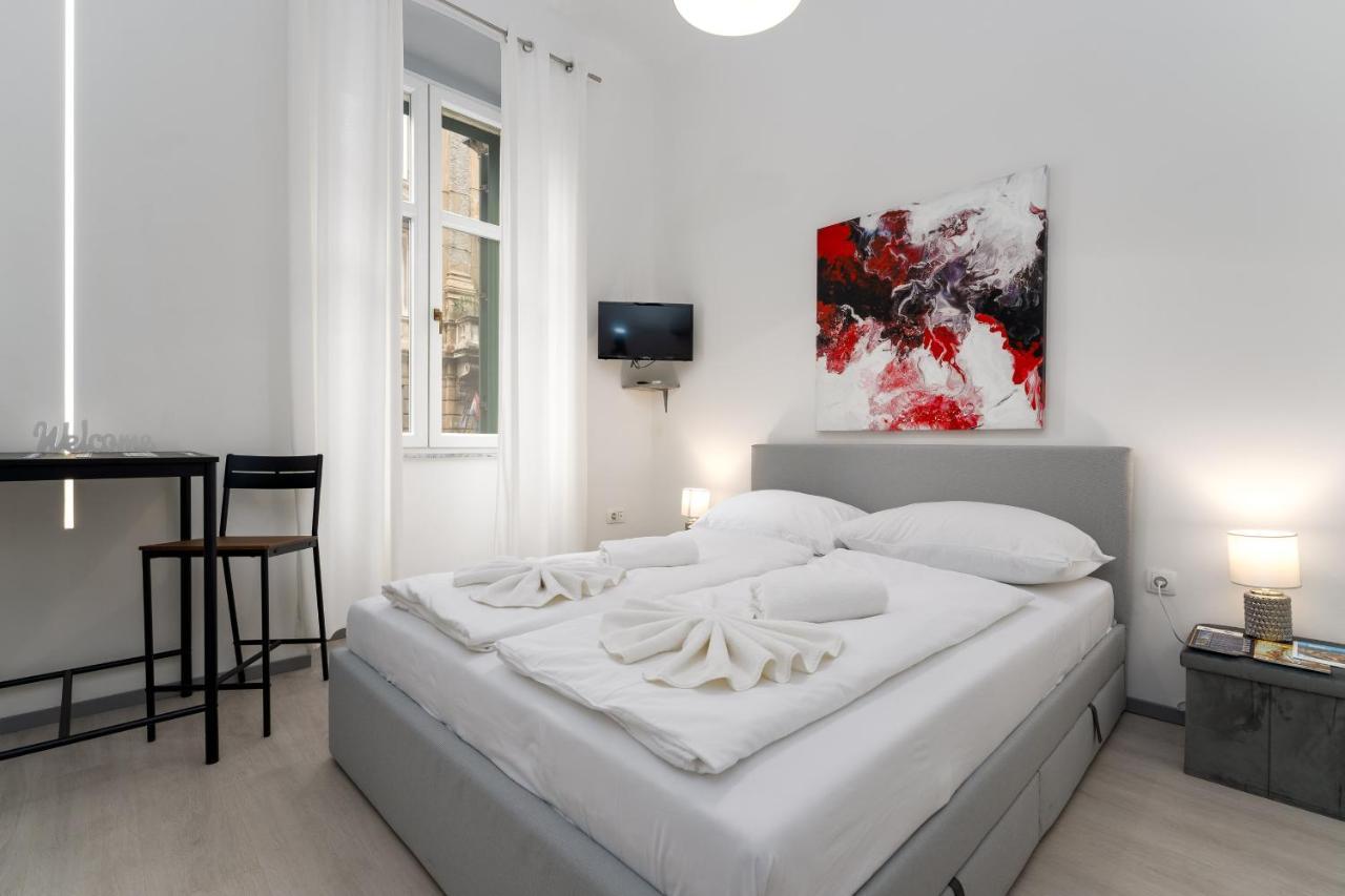 Centar Apartments Rijeka Bagian luar foto