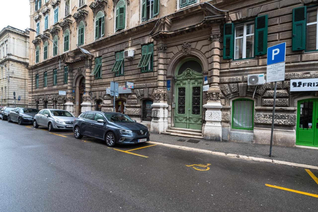 Centar Apartments Rijeka Bagian luar foto