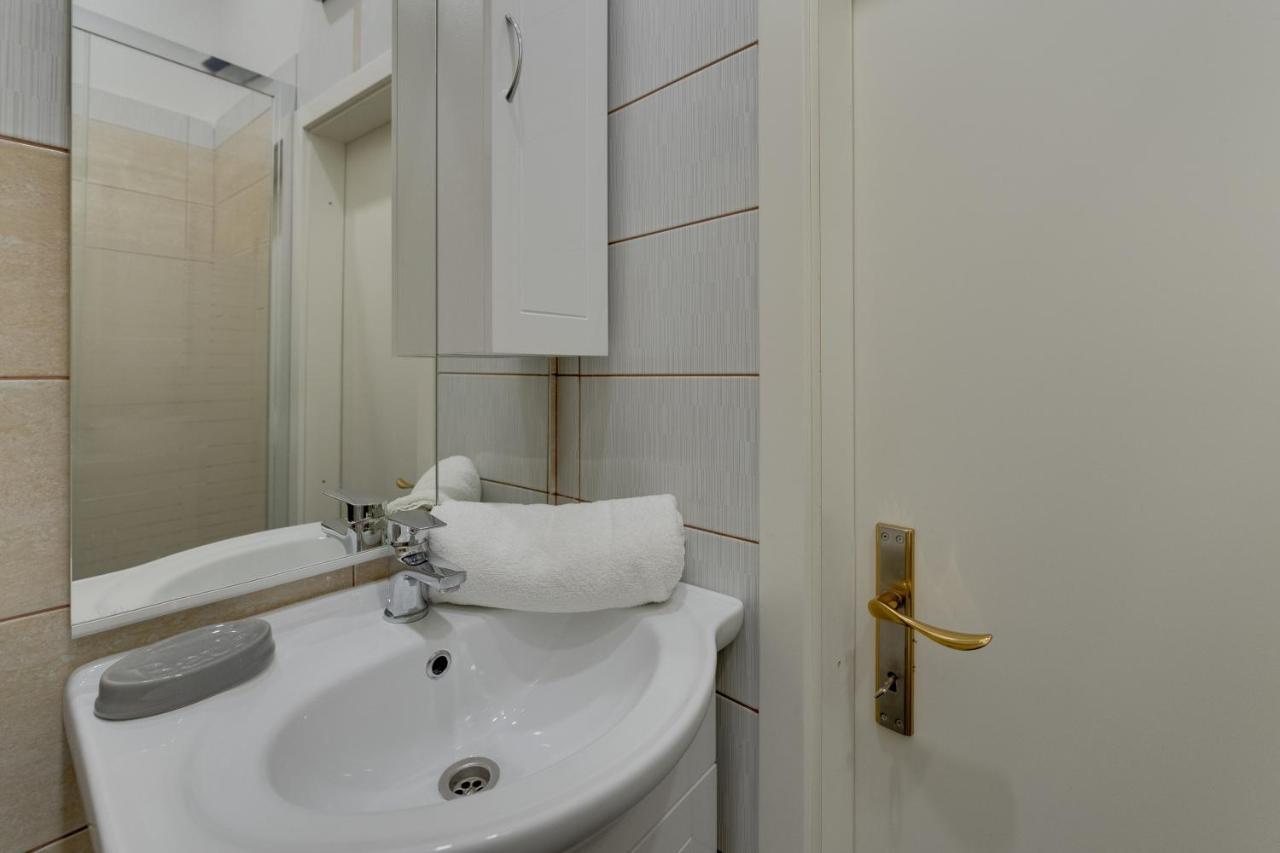 Centar Apartments Rijeka Bagian luar foto