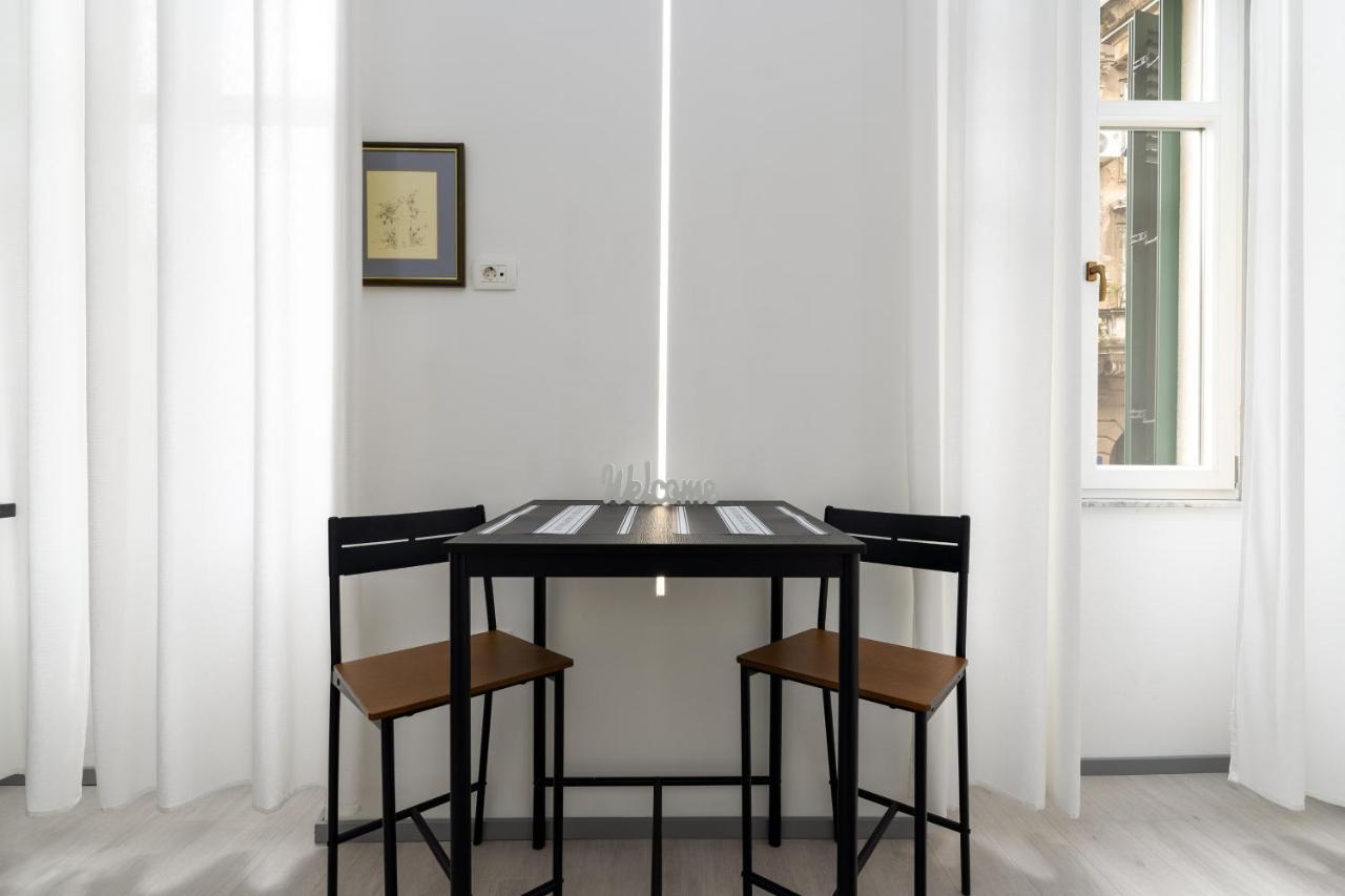 Centar Apartments Rijeka Bagian luar foto